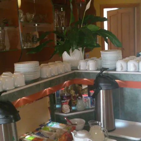 Bed and breakfast Erika 4*